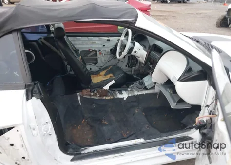 2000 Ford Mustang из США, поврежденный, VIN 1FAFP4441YF170635